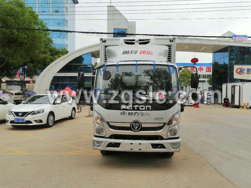 恭喜湖南鄒總在程力專用汽車(chē)股份有限新添一臺(tái)雞苗運(yùn)輸車(chē)